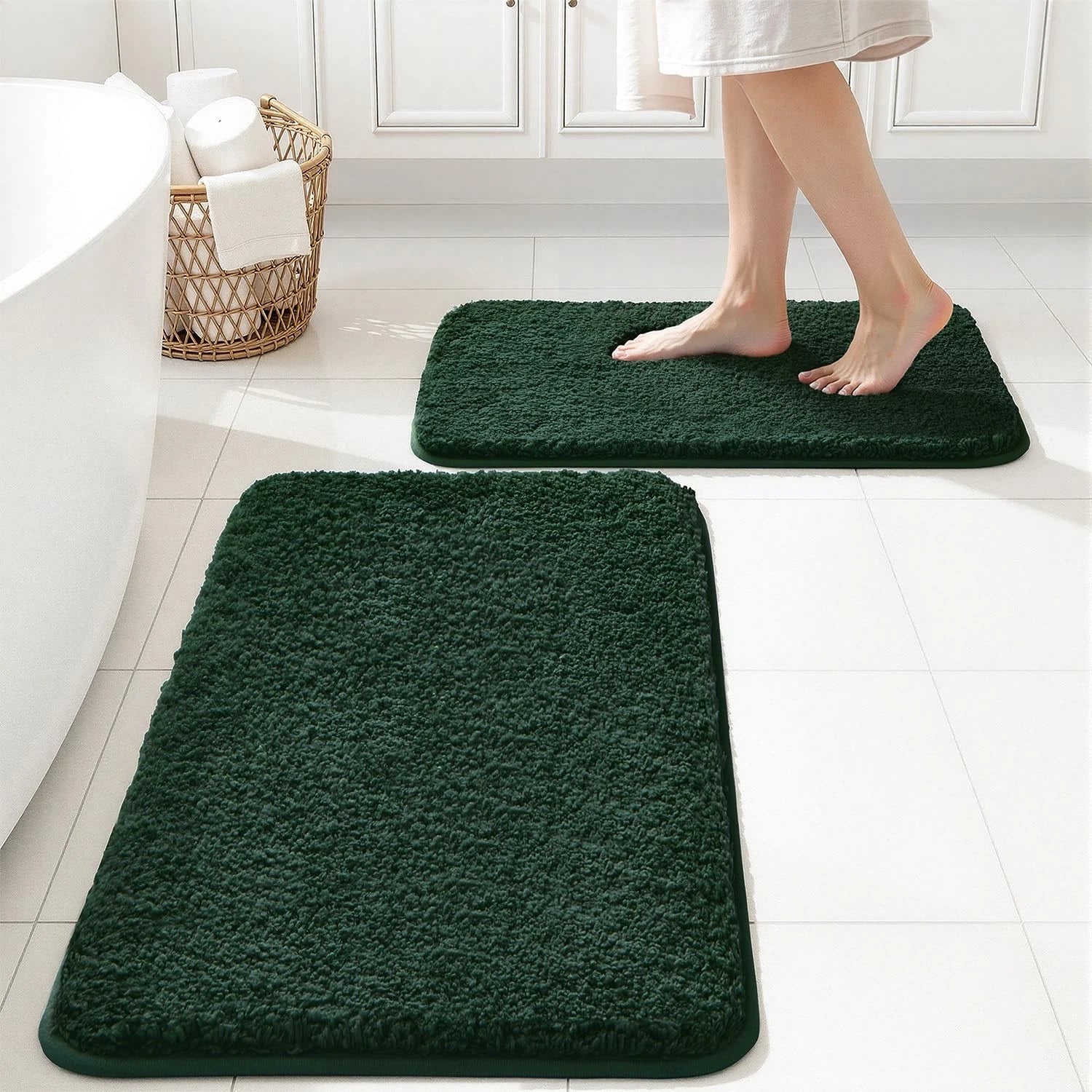 2 Piece Bathroom Rug Set 16" x 24" Soft Microfiber Bath Mats, Non-Slip, Ultra Absorbent, Quick Dry, Washable Bathroom Floor Mats, Dark Green